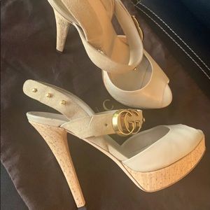 Super sexy Gucci sandal